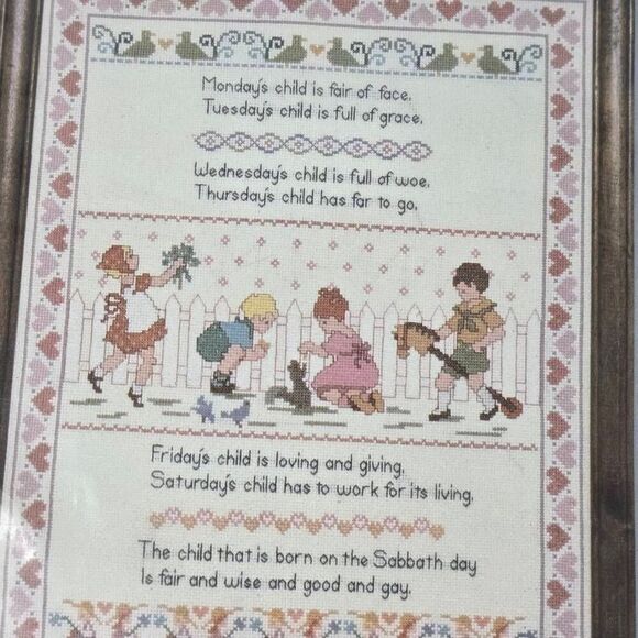 MONDAYS CHILD COUNTED CROSS STITCH KIT BY BERNAT 14 MESH H04032 14" X 18" - Picture 2 of 4